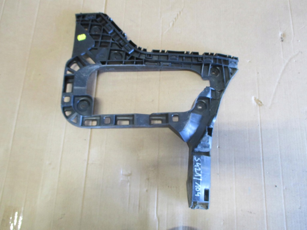 фото №1, Vw arteon r-line направляющая бампера правый задняя