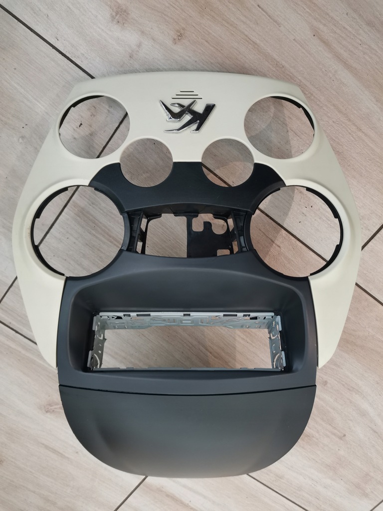 фото №1, Рамка панель 735436283 ford ka ii