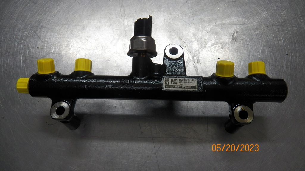 фото №1, Молдинг упорскування peugeot 5008 9681909680