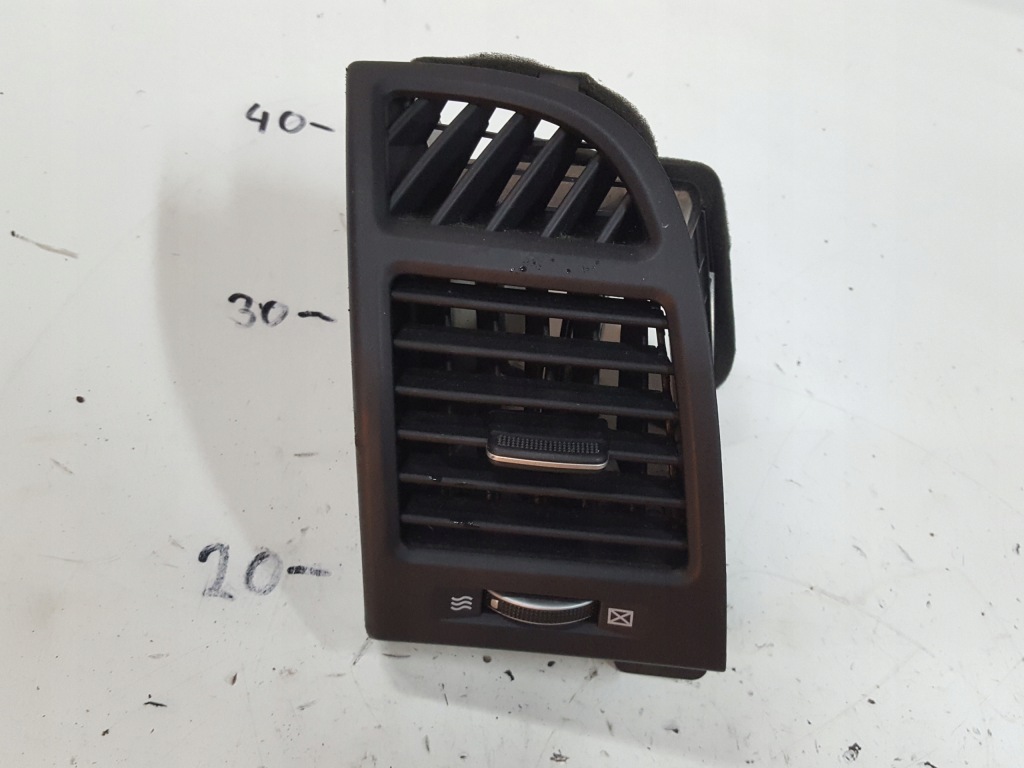 фото №1, Santa fe ii 06-09r решётка обдув левая