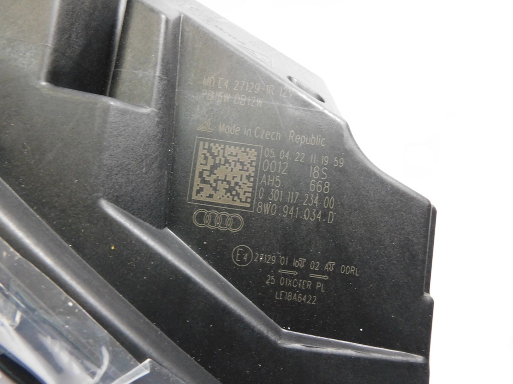 фото №13, Audi a4 b9 8w lift лампа правая левая full led nowa комплектная 8w0941034d