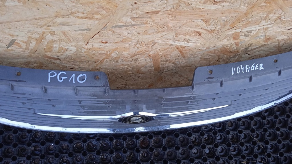 фото №6, Chrysler grand voyager iv решётка радиатора решётка радиатора