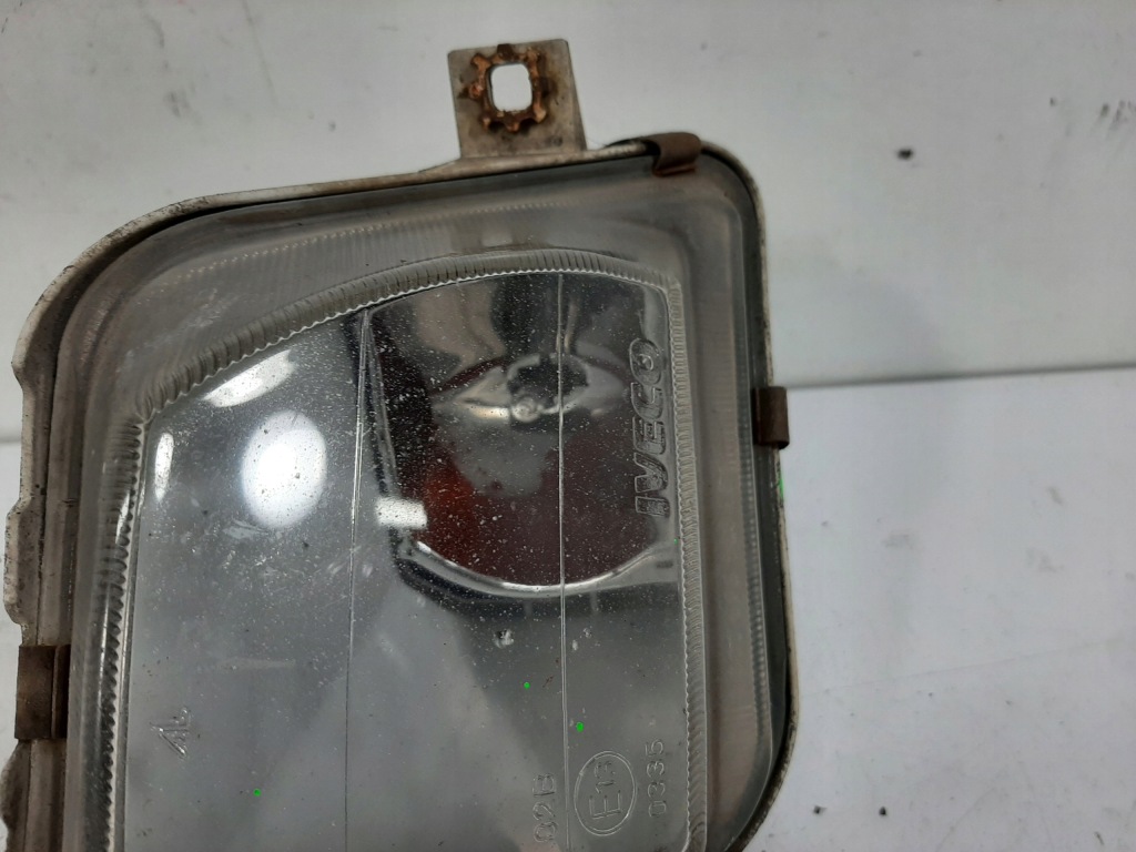 Iveco daily 3 рестайлинг  2.3hpi 29l12 05r противотуманная фара левый перед 500320685 Доставка