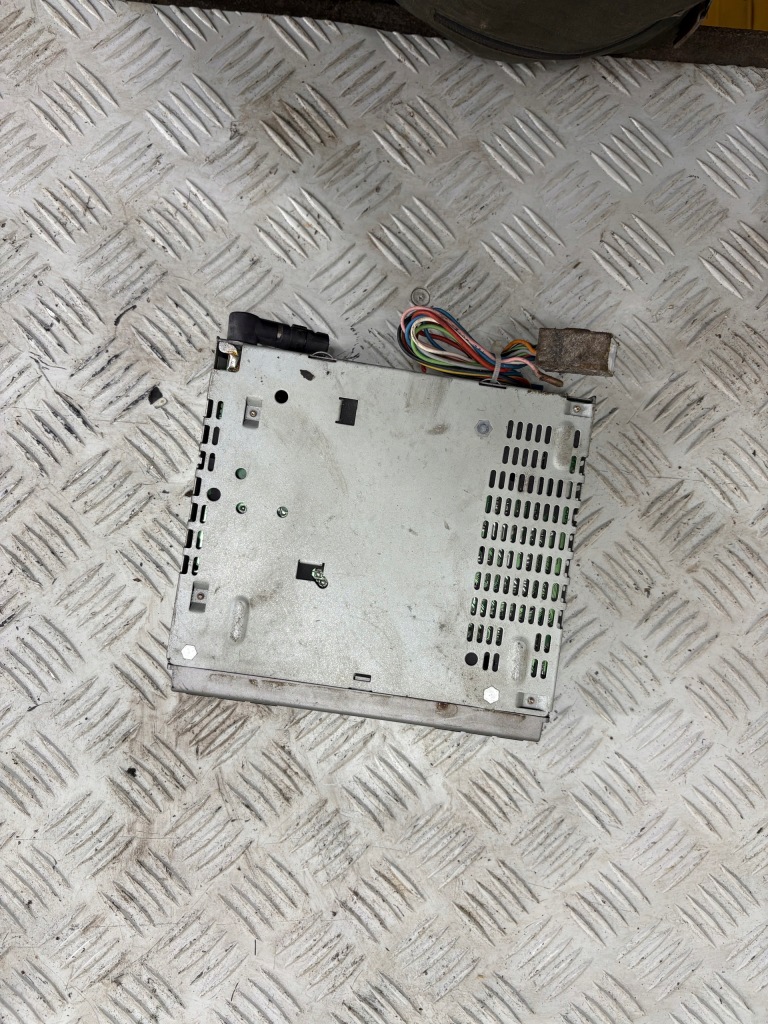 Радіо cd subaru forester 2 sg Недорого