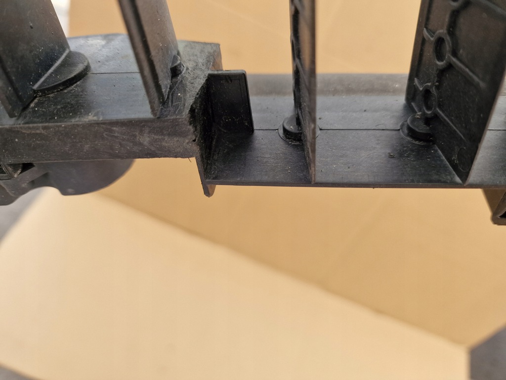 фото №4, Mercedes 213 eklasa жалюзі a2135002900