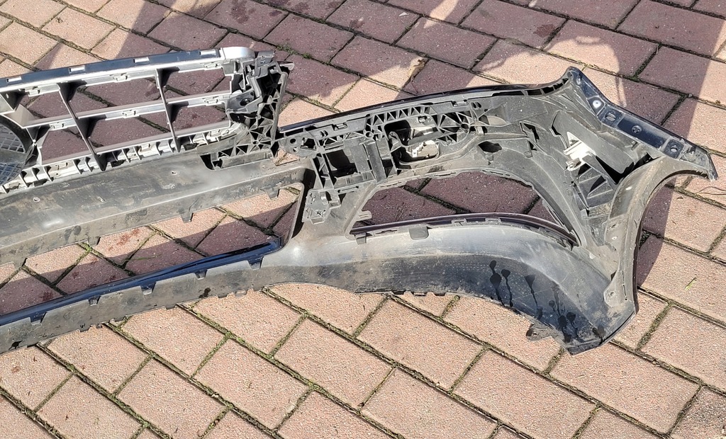 фото №8, Mercedes c-klasa w204 lift 11-14 бампер передній