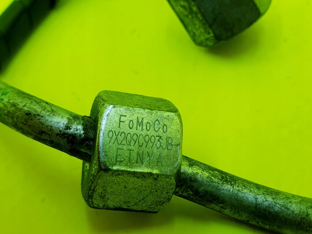 фото №9, Шланг топлива впрыскной xf250 xj rrs 3.0d 306dt