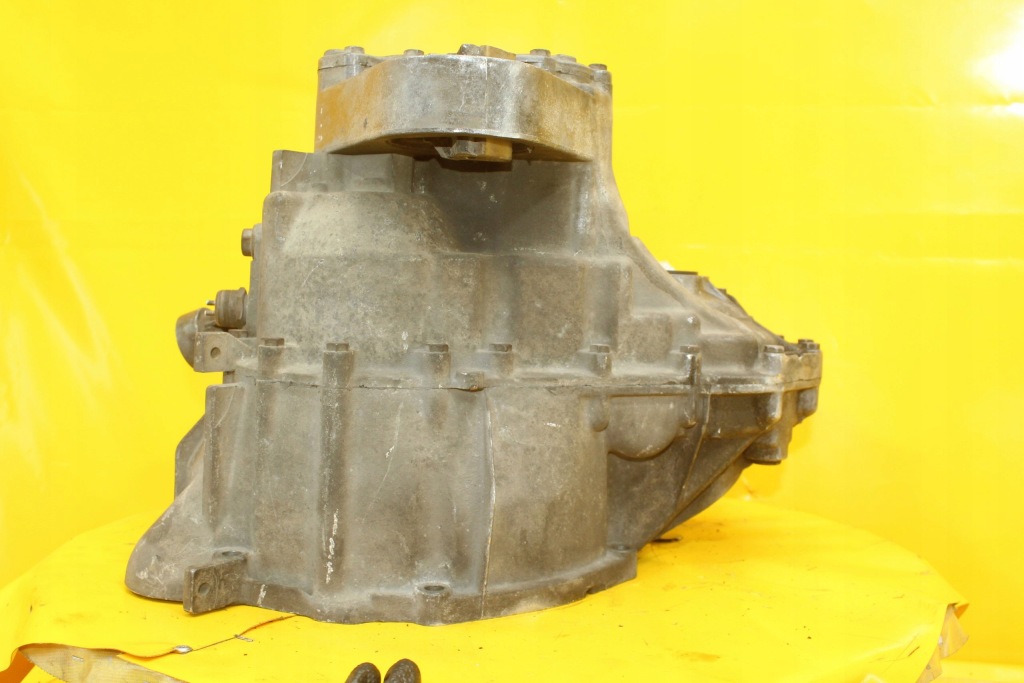 Коробка передач передач механическая mercedes vito w638 2.3 b a6382600100 в Украине