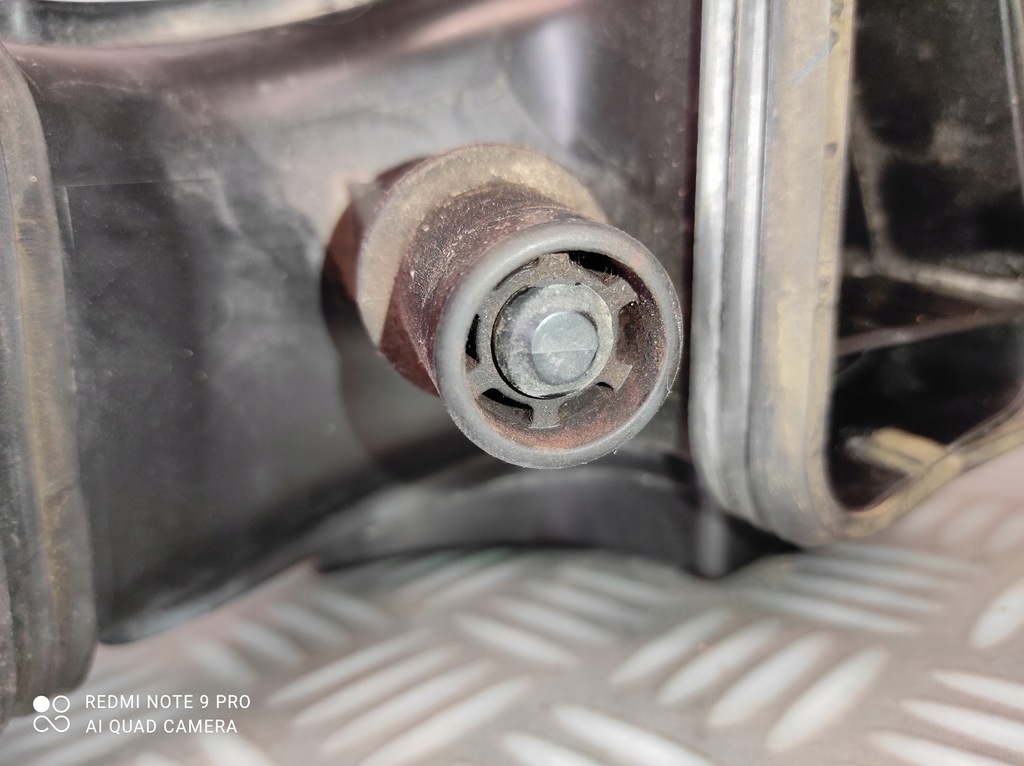 фото №12, Opel оригінальний номер 13337770 резонатор повітря