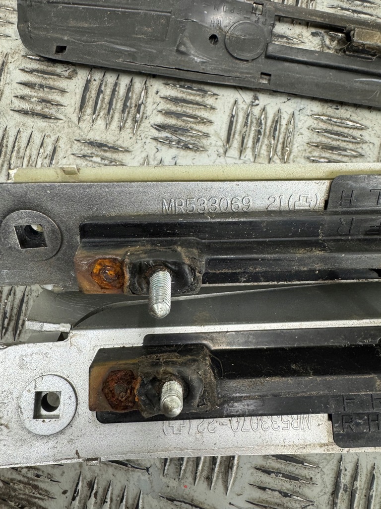 фото №9, Рейлінги дахові mitsubishi pajero iv 4 07r.- mr533069 3 двері