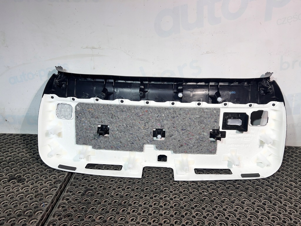 фото №2, Lexus rx450h iv захист кришки багажника оббивка кришки