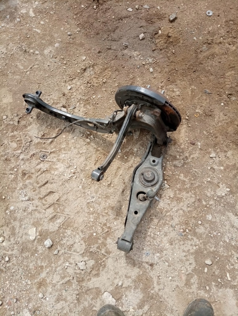 фото №1, Kia sorento iii поворотный кулак ступица задняя правая 2.2 crd