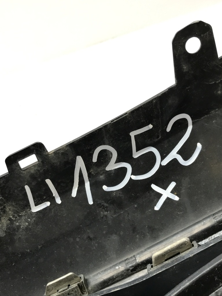 Renault megane 4 iv 16- решітка радіатора решітка середня решітка радіатора 622562805r в Україні