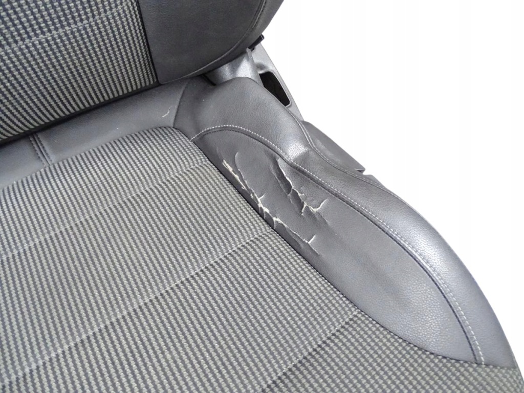 фото №10, Сиденья перед + заднее сиденье полукожа подушка безопасности opel insignia a kombi 2008-2013 eu