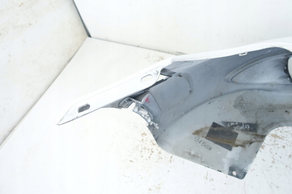 фото №10, Alfa romeo 4c 2013- бампер перед передний 156101401