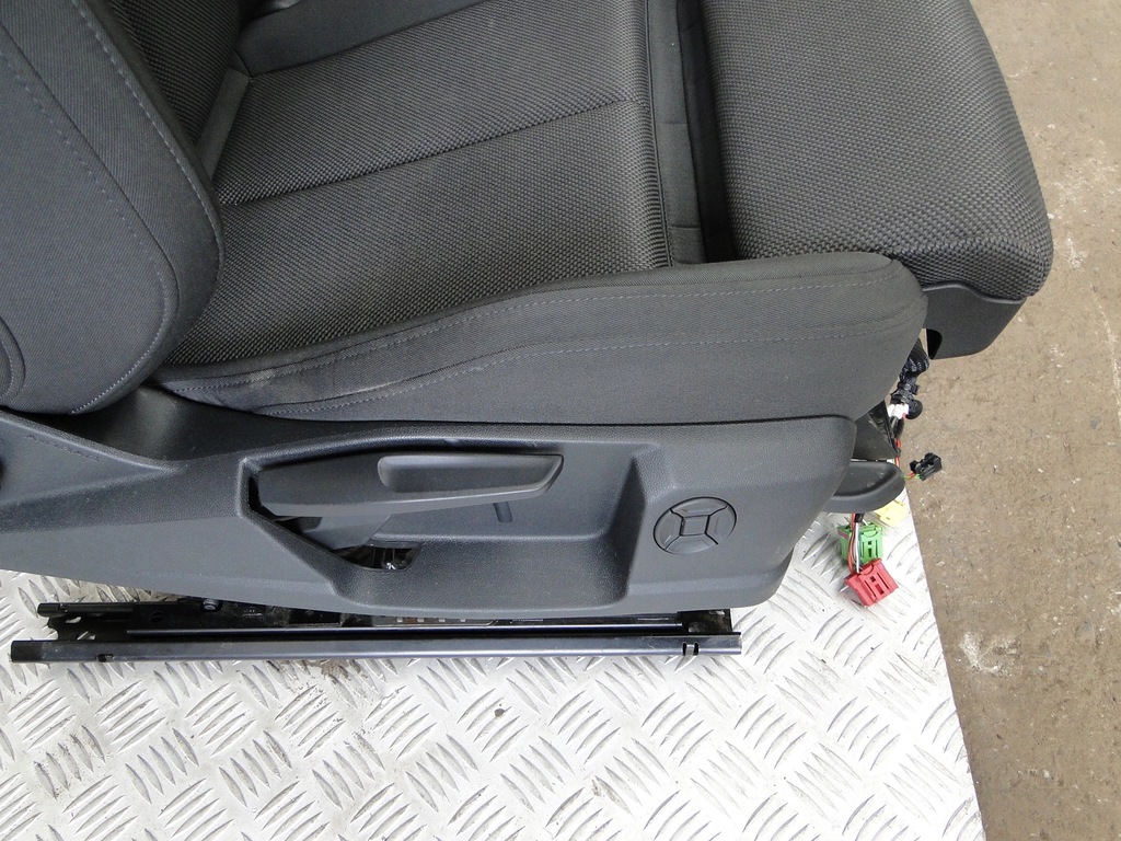 фото №10, Сидіння audi q3 83a 83f sportback підігрів
