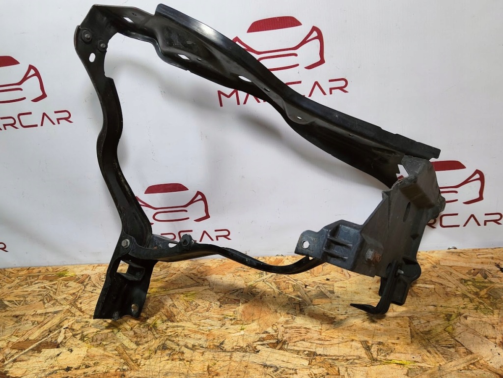 Панель фари кронштейн лампи лівий перед mercedes w212 e-klasa lift 212620029 Зі Шроту