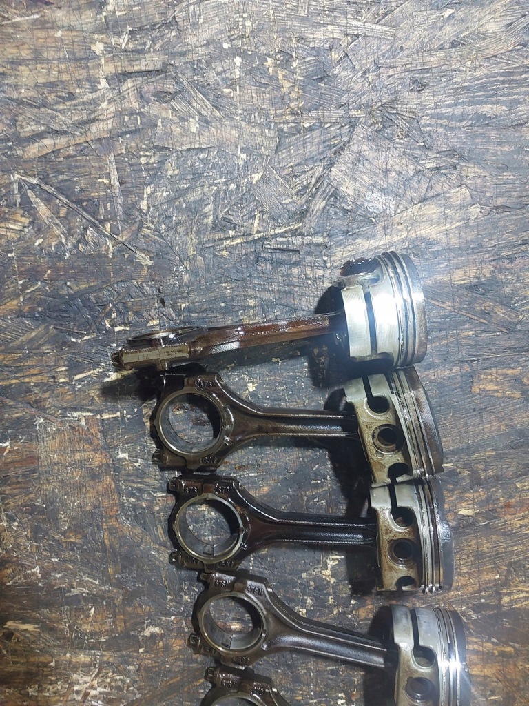 фото №7, Поршень шатун bmw e39 520i m52b20 1xvanos