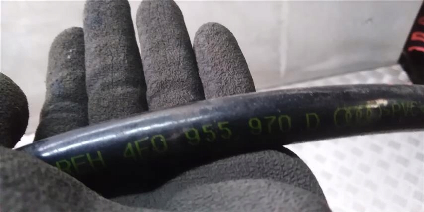 фото №5, Шланг пабтрубок  омывателя audi a6 c6 4f0955970d