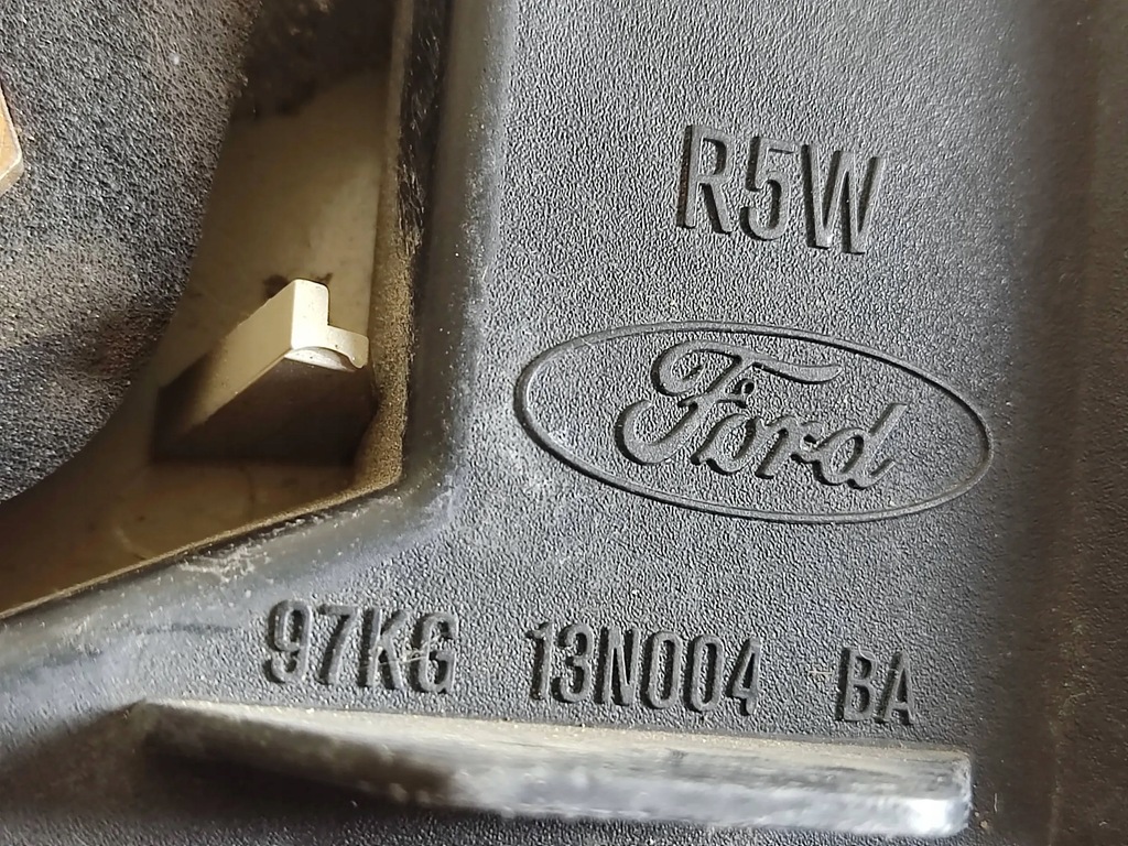 фото №9, Ford ka 1998 лампа задня