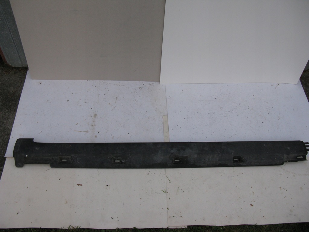 фото №1, Passat b6 молдинг поріг ліва 3c0853855a