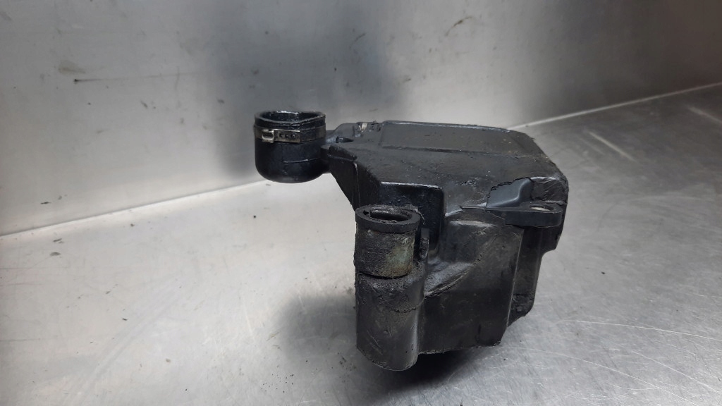 фото №5, Вентиляция картера масла volvo s60 v70 ii 2.4 8699157