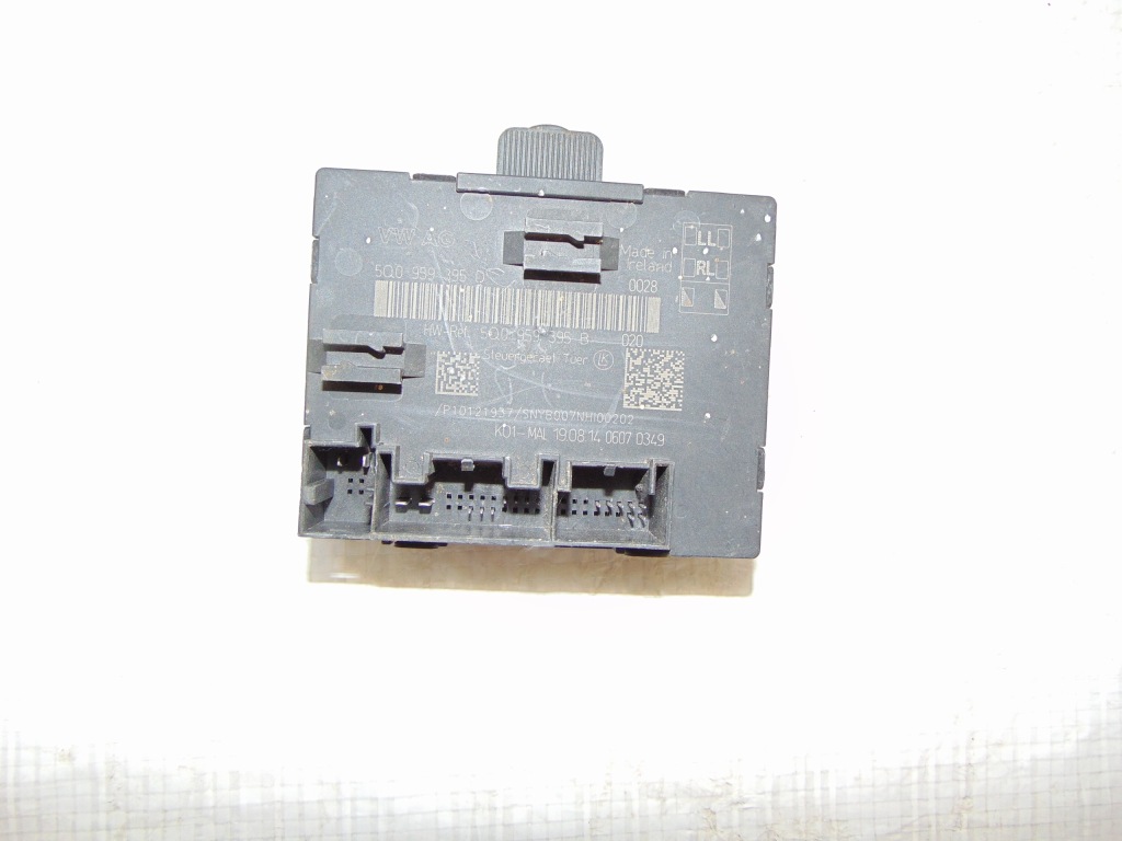 фото №1, Vw passat b8 модуль дверь 5q0959395d 5q0959395b