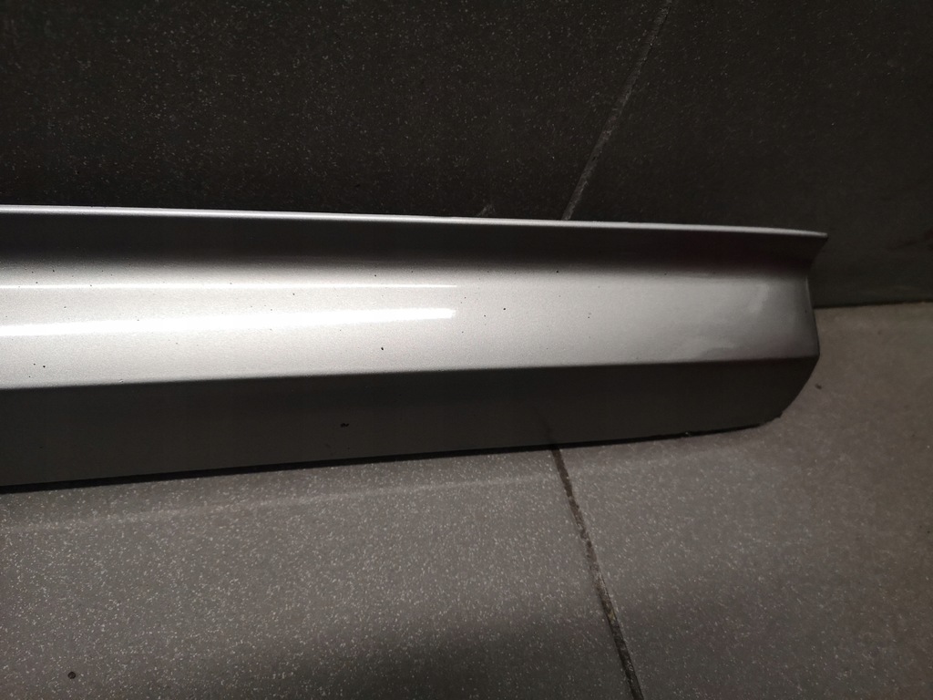 фото №5, Молдинг дверь правый перед audi a8 d3 odstaje