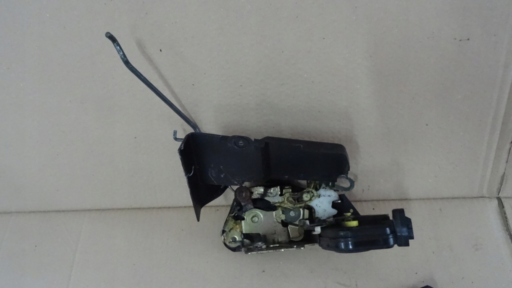 фото №3, Hyunday elantra iii 3 замок двері лівий передній