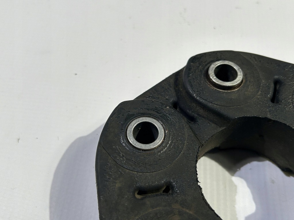 Соединитель шрус  резиновый элемент гаситель вала приводного chevrolet camaro ss 6.2 2009- Недорого