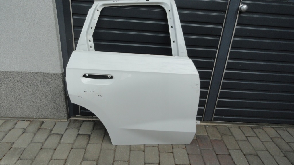 фото №1, Дверь правое правый задняя задние bmw x1 u11