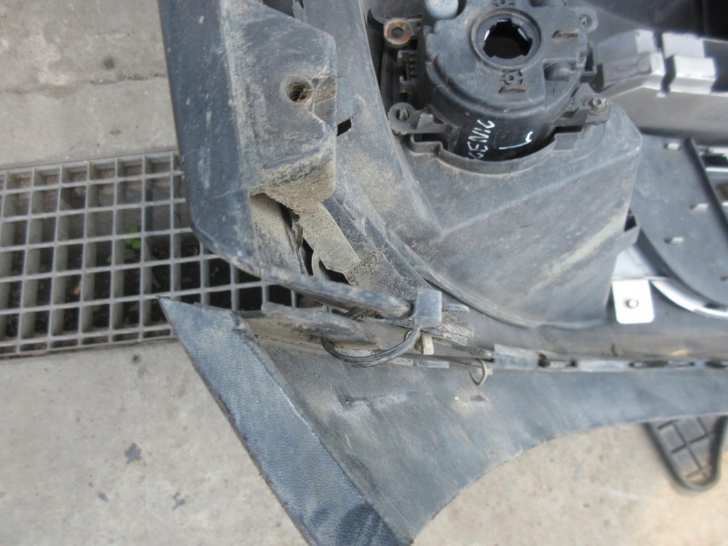 фото №7, Renault grand scenic iii 1.9 dci бампер перед передний pdc ксенон nv676