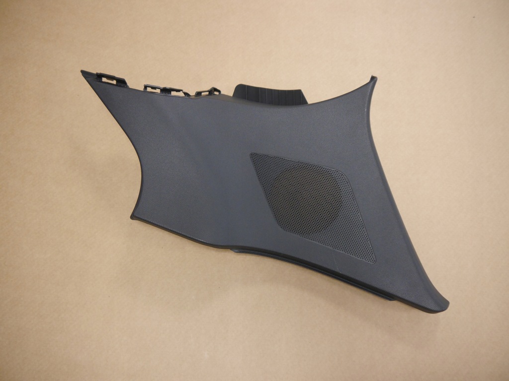 фото №1, Audi a1 82a защита стойка правая 82g867288