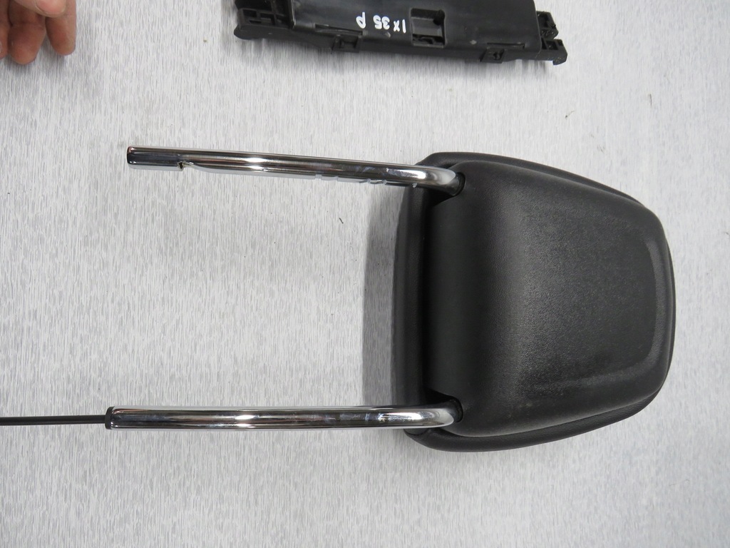 фото №10, Hyundai ix35 підголівник сидіння перед правий