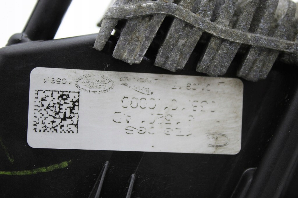 фото №3, Land rover discovery v 5 противотуманная фара led правый идеальное состояние