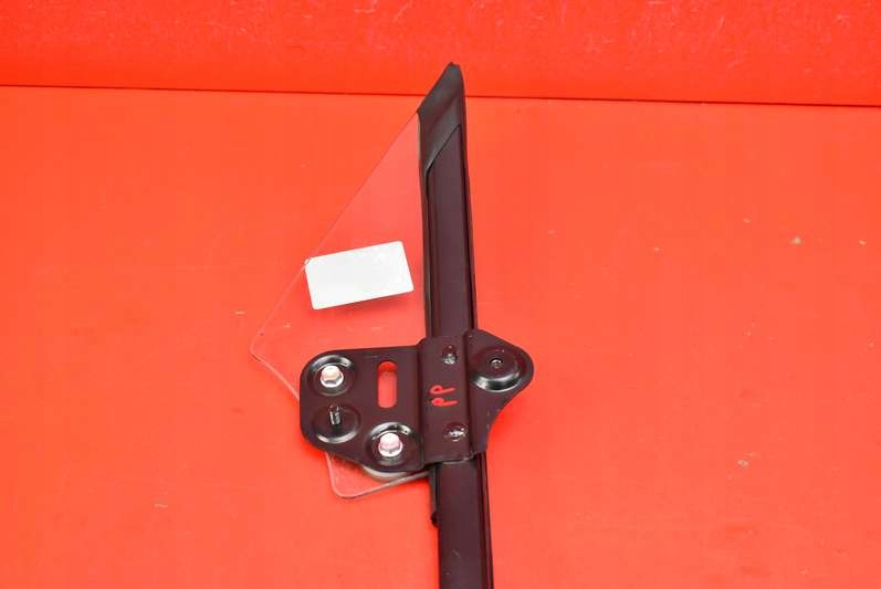 фото №7, Стекло боковая правая перед передняя малый mazda mx5 mx-5 4 iv nd 15-23