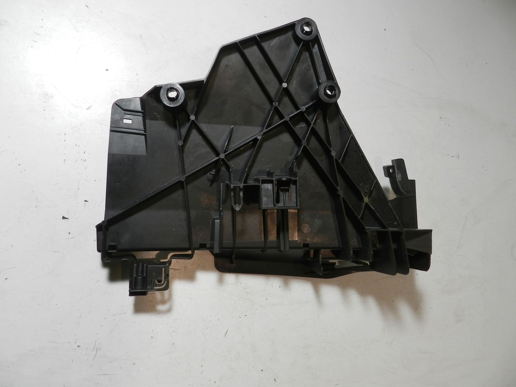 фото №1, Volvo c30 основа кронштейн замка двері правих 31214730