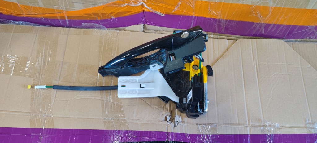 фото №1, Hyundai i30 ii 12-16 замок дверь левый перед 6 pin + ручка + трос