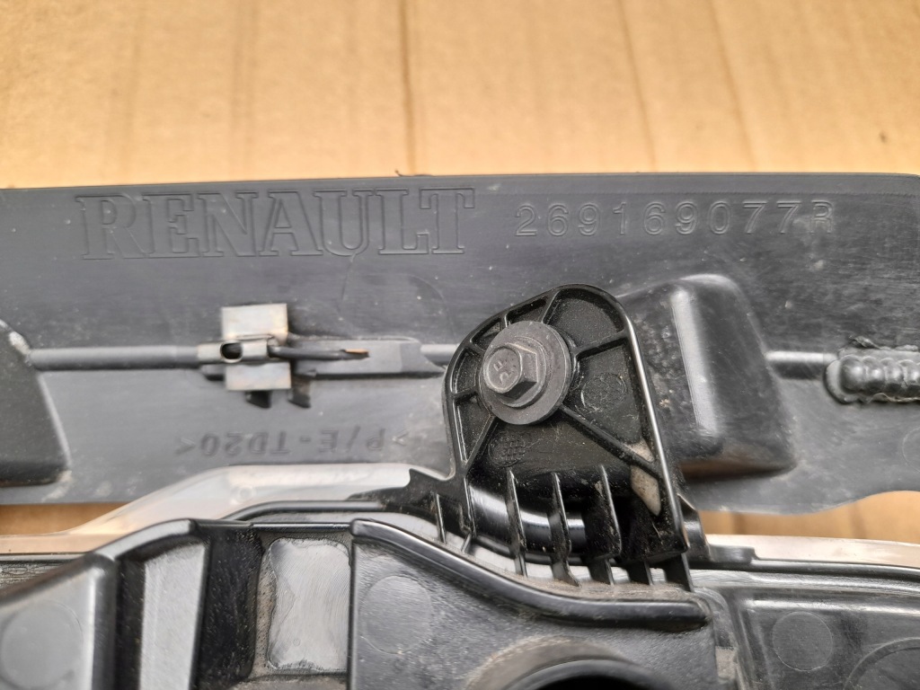 Фара drl противотуманная фара renault captur рестайлинг Недорого