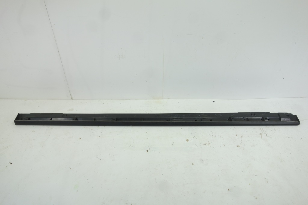 фото №1, Молдинг поріг права mitsubishi space star ii 13-