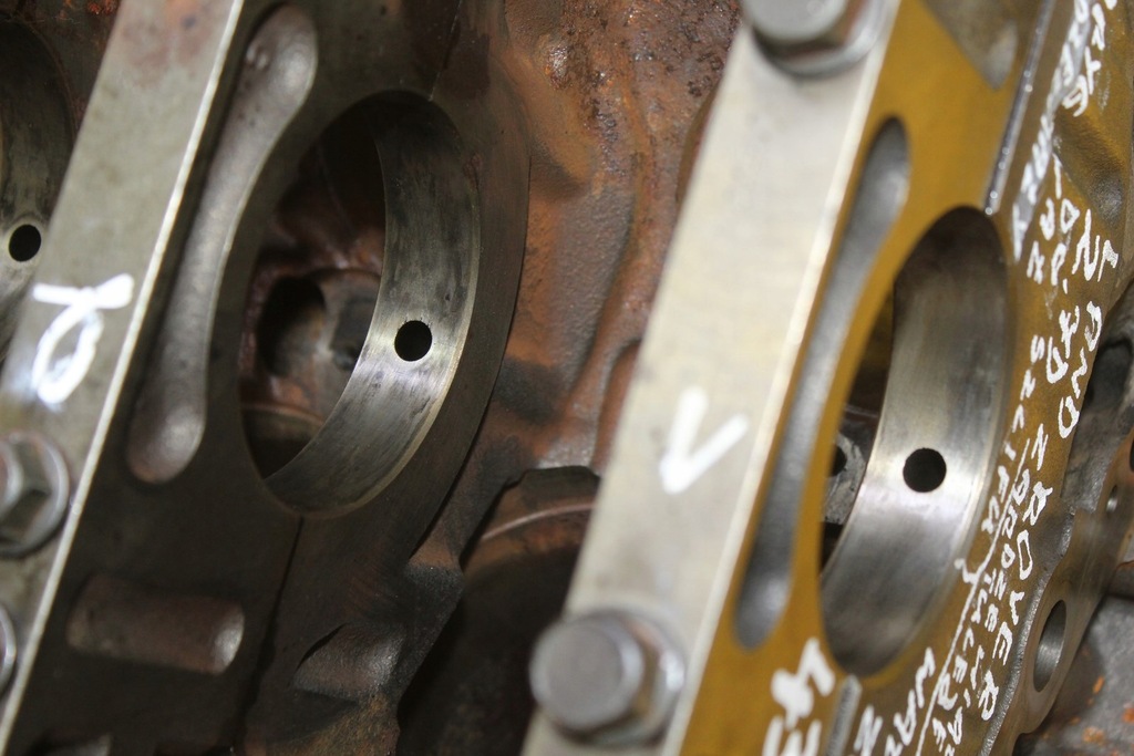 фото №12, Блок двигуна land rover discovery iii jaguar s-type 2.7 d 276dt 4r8q6015cd