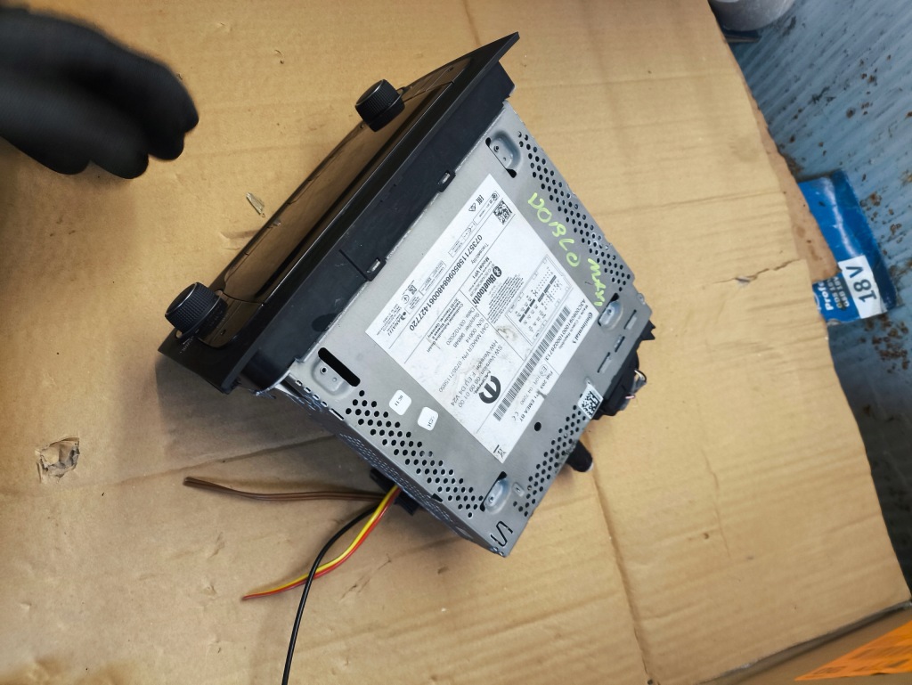 Fiat doblo радіо заводський fiat doblo 2 07357115850 радіопрогравач ? Оригінал