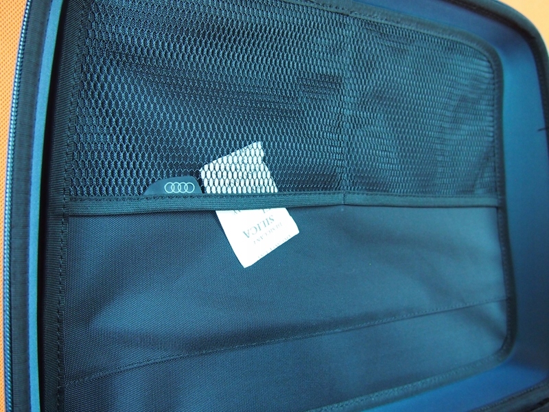 фото №9, Audi сумка na подголовники органайзер оригинал nowa 000061102d