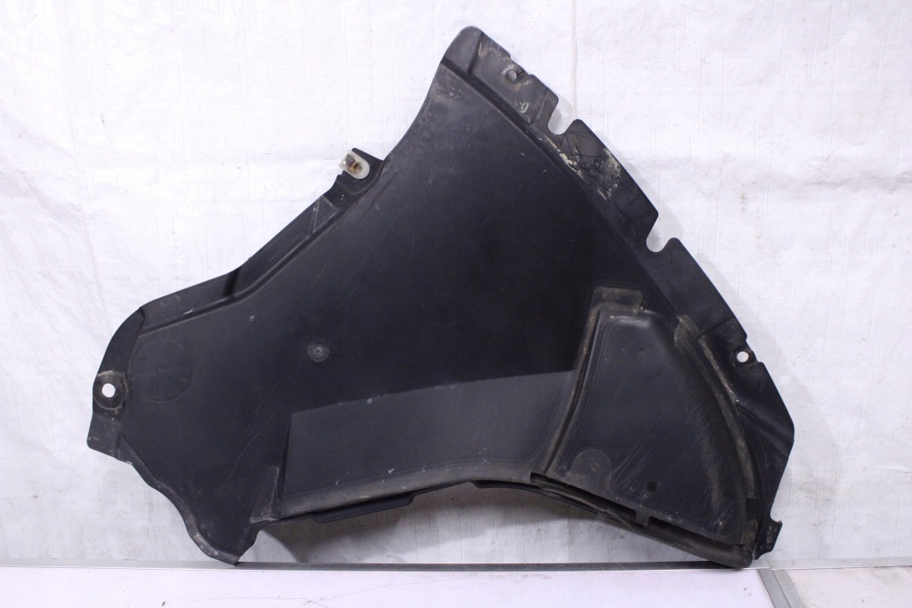 фото №1, Bmw 7 g11 g12 защита треугольник подкрылок перед передние левая 8080061