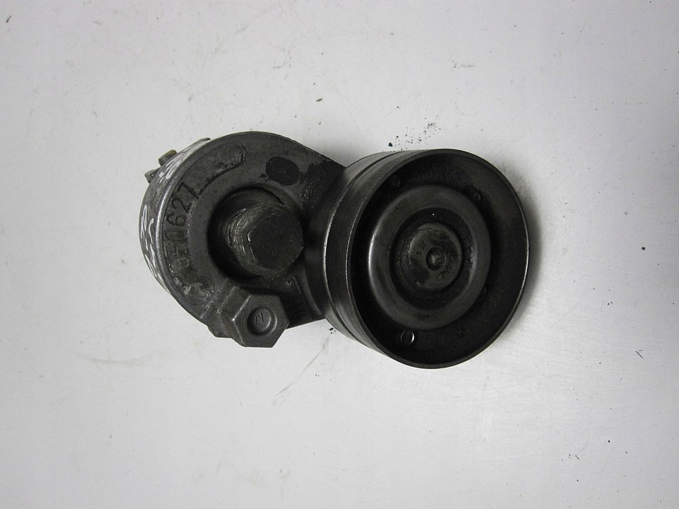 фото №4, Натягувач ремінь ролик volvo v40 s40 1.9dci 02r