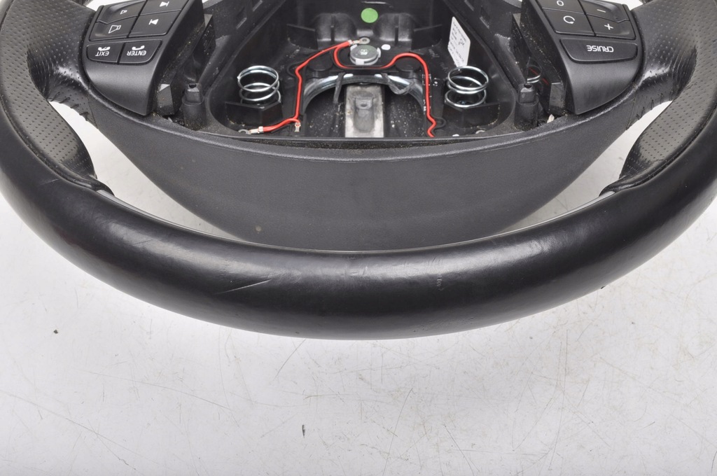 фото №5, Volvo c30 s40 v50 c70 повітропровід шкіряний rdesign