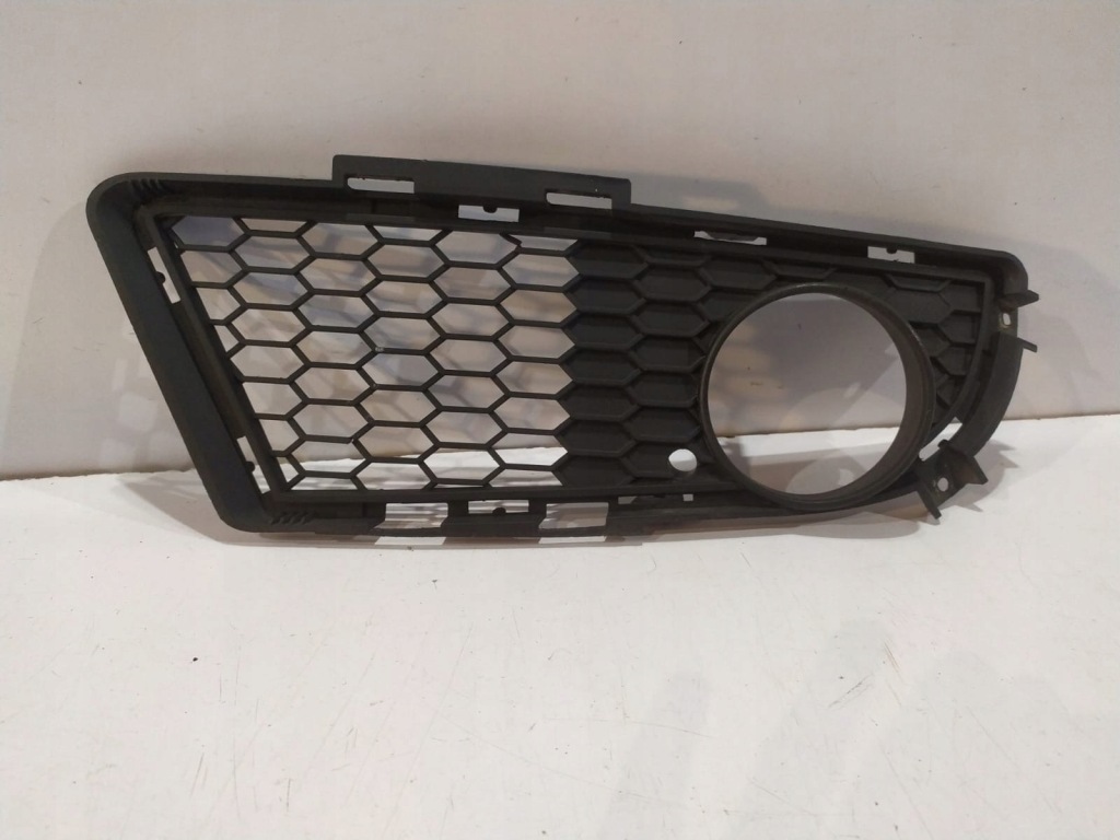 фото №1, Bmw 3 e90 lci m-pakiet решётка бампера r - 14261
