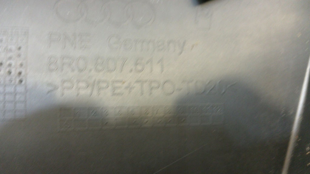 Audi q5 8r 08-16 бампер задній задні 8r080751 хром підсилювач Зі Шроту