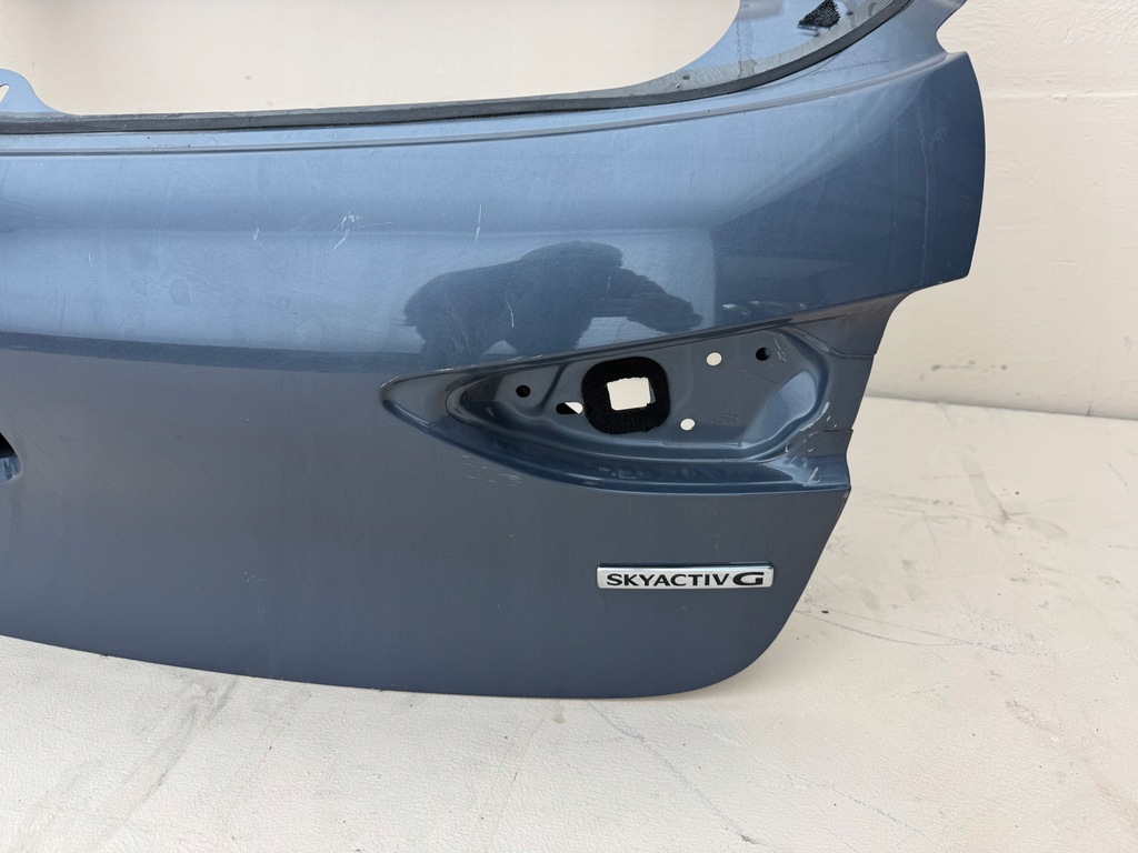 фото №8, Mazda 3 iv 4 bp hb 19r- крышка багажника крышка багажника задняя задняя задняя