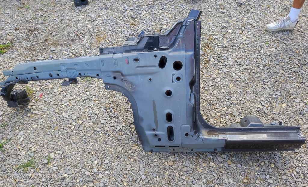 фото №1, Подкрылок четверть усилитель левая wrangler jl 18+